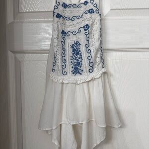 Free People White and Blue Embroidery Tunic Tank Top Flowy XS